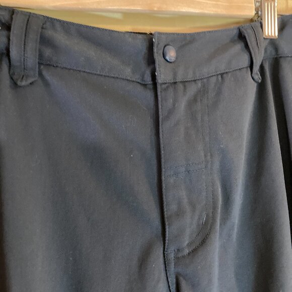 Men's Lululemon Pants, Size 36 - Picture 3 of 7